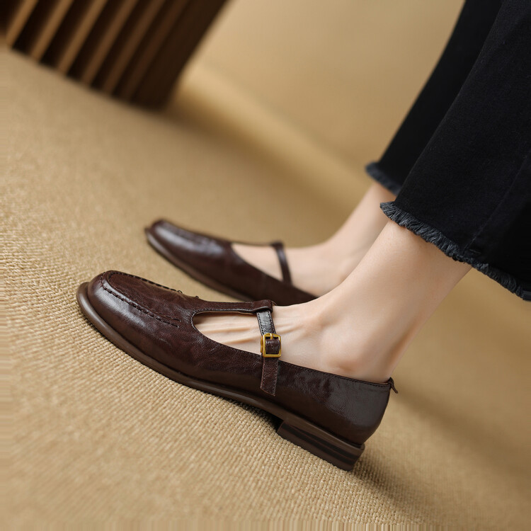 Deep Mouth Low Heel Pumps in Brown or Black