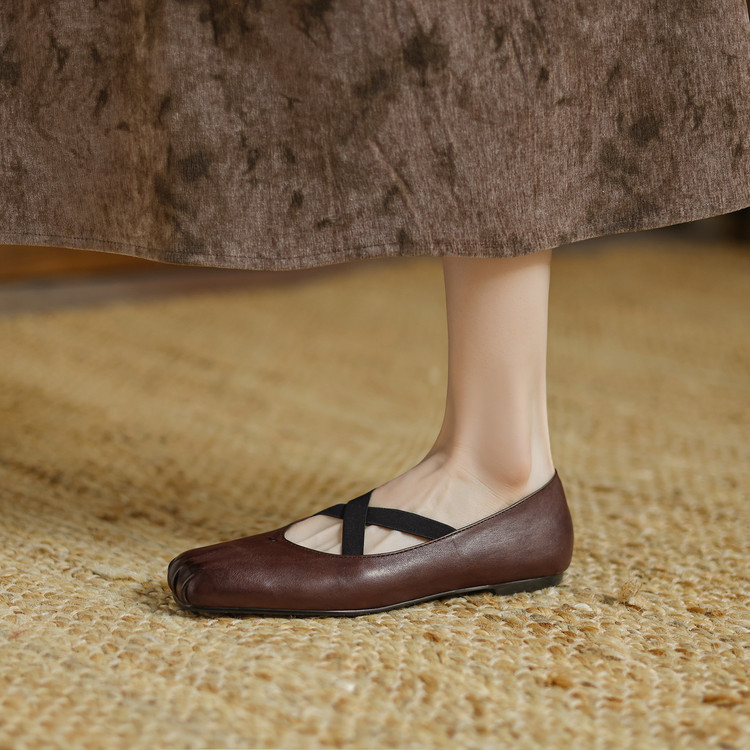 minimalist-square-toe-low-chunky-heel-flat-shoes-for-women_1 Minimalist Square Toe Low Chunky Heel Flat Shoes for Women