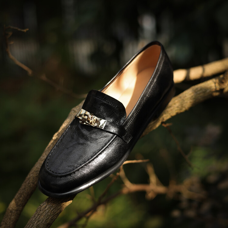 womens-deep-mouth-flat-shoes-low-heel-slip-on Women's Deep Mouth Flat Shoes Low Heel Slip-On