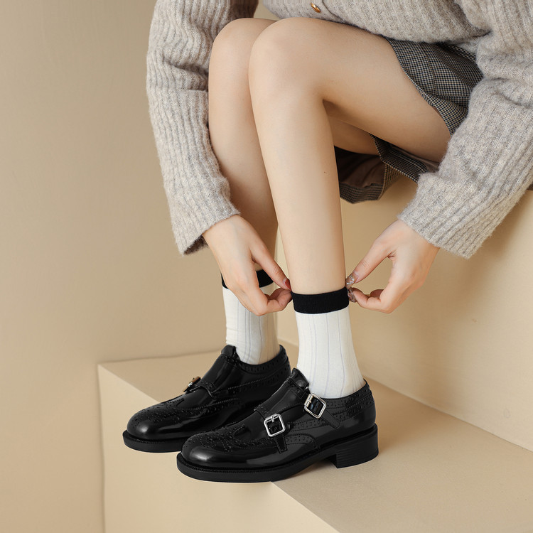 womens-fashion-single-shoes-in-top-grain-leather-with-chunky-mid-heel_1 Women's Fashion Single Shoes in Top Grain Leather with Chunky Mid Heel