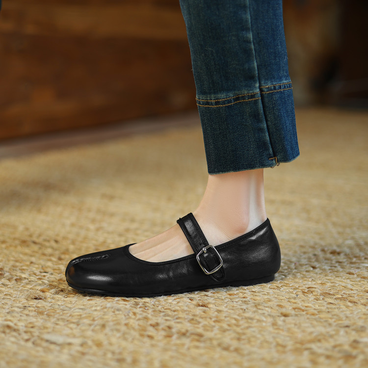 womens-minimalist-leather-flat-shoes-low-chunky-heel-round-toe-buckle-strap_4 Women's Minimalist Leather Flat Shoes Low Chunky Heel Round Toe Buckle Strap