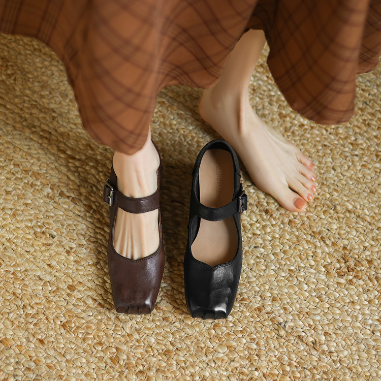 womens-retro-round-toe-low-cut-single-shoes-with-buckle-strap_3 Women's Retro Round Toe Low Cut Single Shoes with Buckle Strap