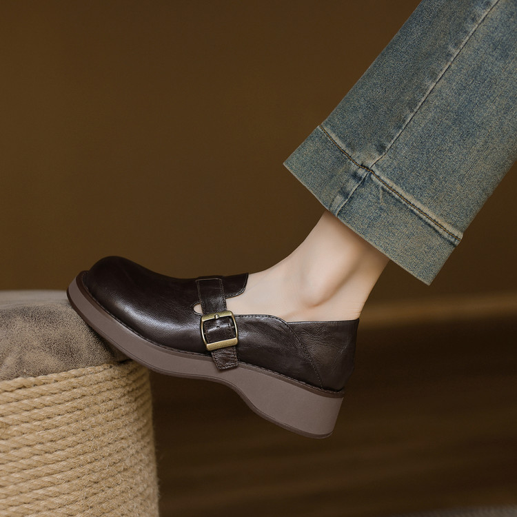womens-retro-round-toe-slip-on-flat-shoes_2 Women's Retro Round Toe Slip-On Flat Shoes