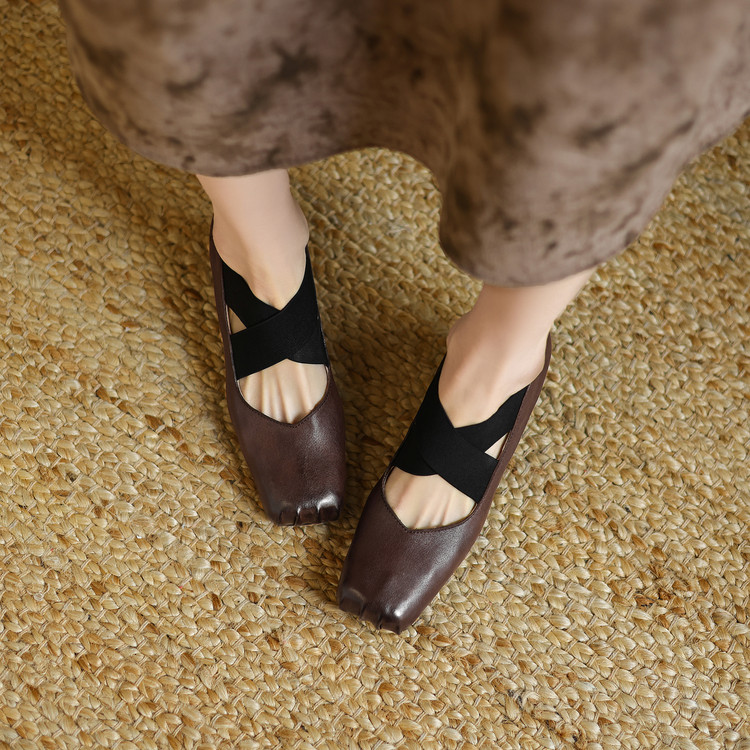 womens-vintage-round-toe-chunky-mid-heel-cross-strap-flat-shoes_2 Women's Vintage Round Toe Chunky Mid Heel Cross Strap Flat Shoes